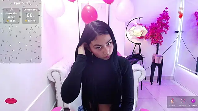 Carolina cherry online show from 02/12/26, 12:11