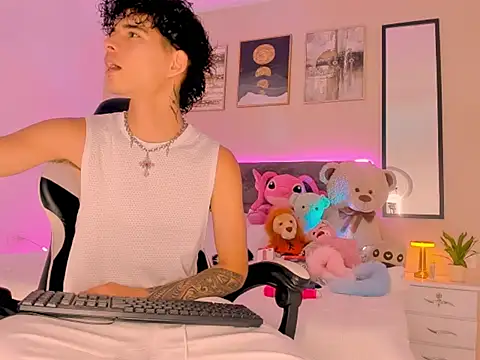 back thomson online show from 02/21/26, 08:43