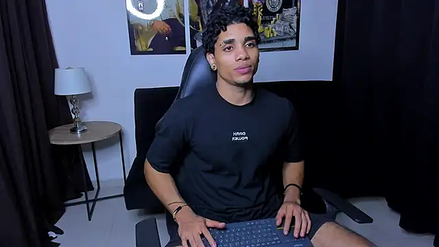 Dustyn Michelle1 online show from 02/28/26, 04:46