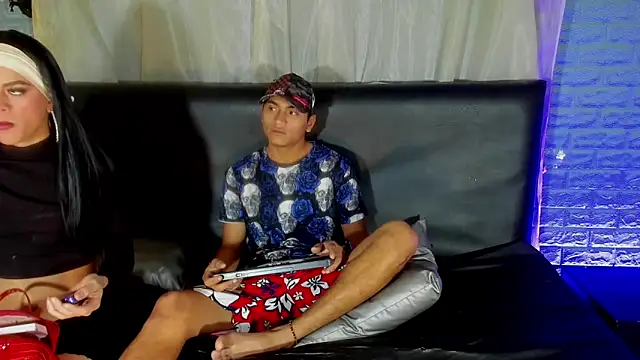 Andres and Emely online show from 01/13/26, 11:04