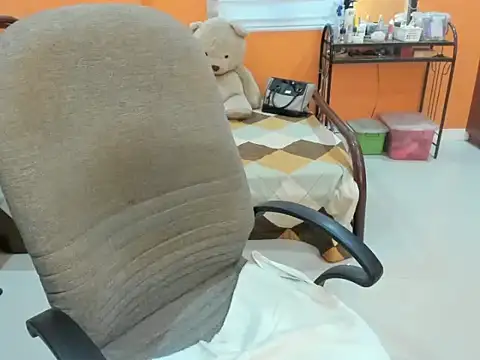 cocktits69 online show from 05/05/26, 10:18