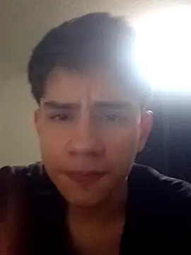 Snapshot of Sink198 chatting on 12/14/25, 07:51 Sink198 online show from 12/14/25, 07:51