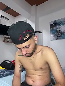 jamess 0 online show from 05/11/26, 03:34