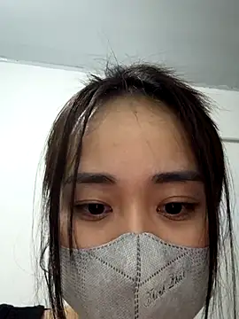 NinaBaby22 online show from 12/18/25, 07:31