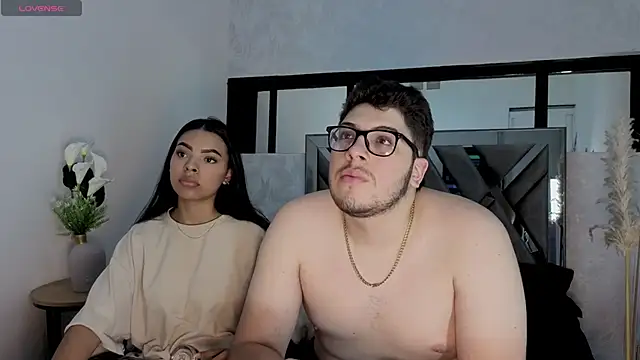 Snapshot of Chel_seth chatting on 12/18/25, 05:13 Chel seth online show from 12/18/25, 05:13