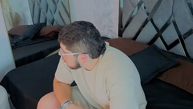 Snapshot of Chel_seth chatting on 02/26/26, 04:11 Chel seth online show from 02/26/26, 04:11