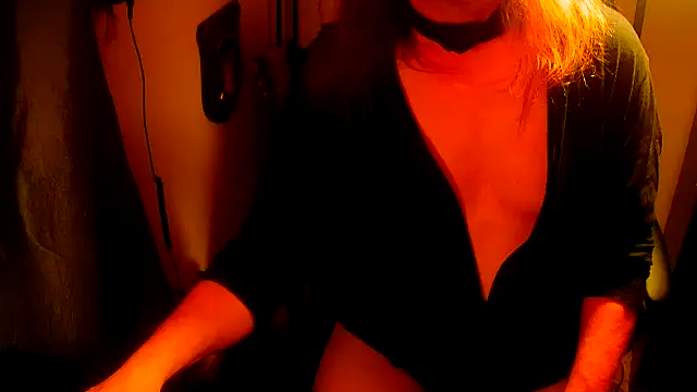 GoodGirlKelly online show from 05/15/26, 06:09