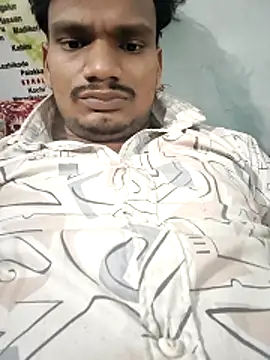 Snapshot of Hot-priyanka99 chatting on 12/14/25, 07:07 Hot-priyanka99 online show from 12/14/25, 07:07