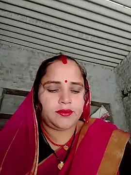 Snapshot of Kajal4455 chatting on 12/17/25, 07:14 Kajal4455 online show from 12/17/25, 07:14