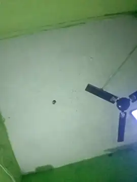 Snapshot of cutee_bhabhi12 chatting on 12/17/25, 12:27 cutee bhabhi12 online show from 12/17/25, 12:27