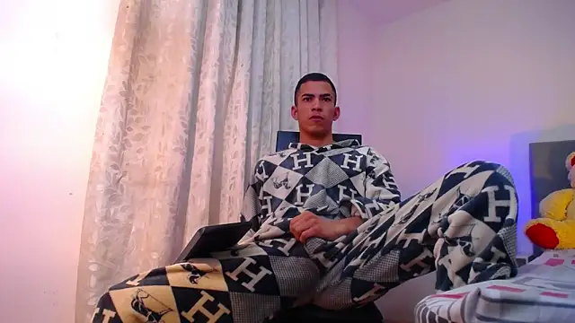 TOMBOYSEXX online show from 03/05/26, 10:44