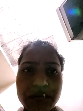 Snapshot of Kavya__Rani chatting on 12/16/25, 03:39 Kavya Rani online show from 12/16/25, 03:39