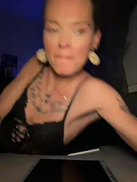 vinique99 online show from 02/17/26, 12:07