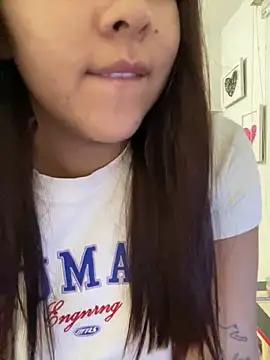 Snapshot of Zarahs_Blare1 chatting on 06/10/26, 01:17 Zarahs Blare1 online show from 06/10/26, 01:17