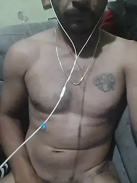 Snapshot of mavyz56 chatting on 02/21/26, 03:51 mavyz56 online show from 02/21/26, 03:51