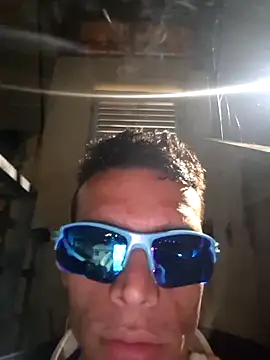 Snapshot of Magrin888 chatting on 02/04/26, 02:06 Magrin888 online show from 02/04/26, 02:06