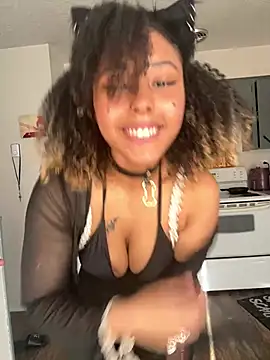 HonneyBunnyXO online show from 05/30/26, 01:35