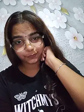Himani 0122 online show from 06/15/26, 08:27