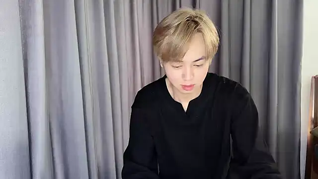 Snapshot of hafabva chatting on 02/10/26, 03:21 hafabva online show from 02/10/26, 03:21