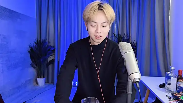 Snapshot of hafabva chatting on 03/24/26, 02:05 hafabva online show from 03/24/26, 02:05