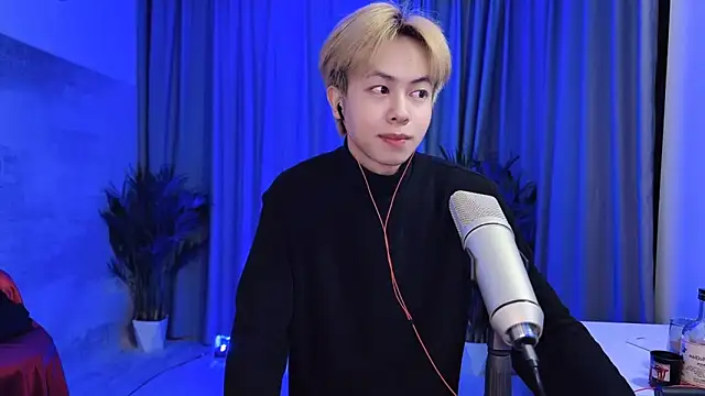 Snapshot of hafabva chatting on 03/27/26, 11:43 hafabva online show from 03/27/26, 11:43