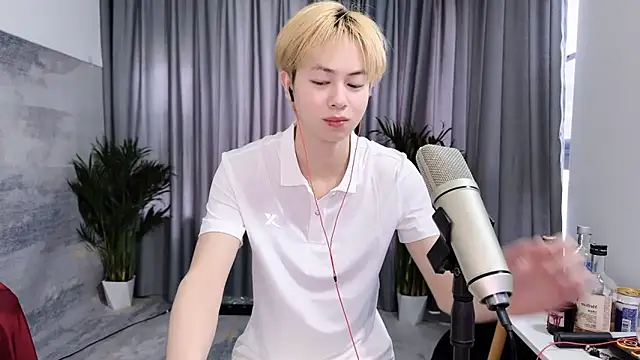 Snapshot of hafabva chatting on 03/28/26, 02:00 hafabva online show from 03/28/26, 02:00