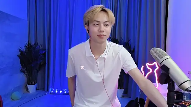 Snapshot of hafabva chatting on 03/28/26, 02:05 hafabva online show from 03/28/26, 02:05