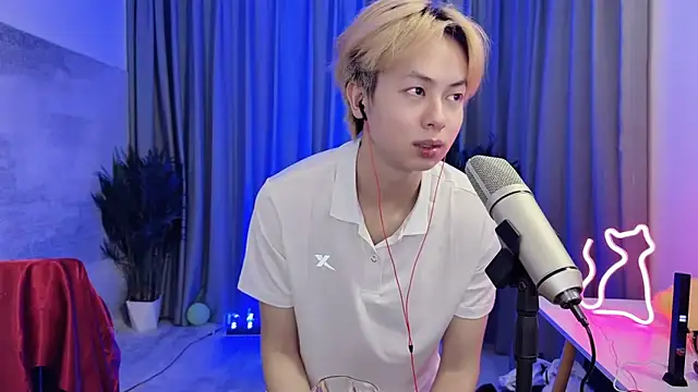 Snapshot of hafabva chatting on 04/13/26, 02:00 hafabva online show from 04/13/26, 02:00