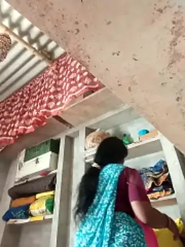 Shreya pandit online show from 04/06/26, 06:47