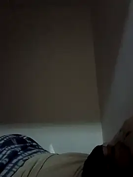 Snapshot of Roky1506 chatting on 12/14/25, 06:12 Roky1506 online show from 12/14/25, 06:12