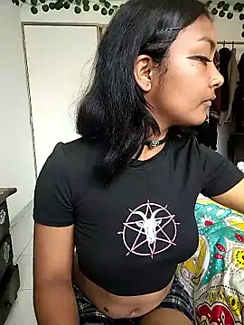 Luna 6 online show from 01/07/26, 06:10