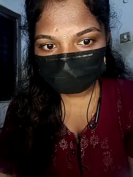 Snapshot of tamilsaisree chatting on 05/11/26, 04:26 tamilsaisree online show from 05/11/26, 04:26