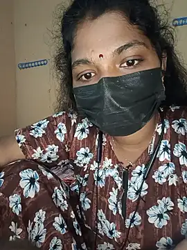 Snapshot of tamilsaisree chatting on 06/19/26, 05:45 tamilsaisree online show from 06/19/26, 05:45