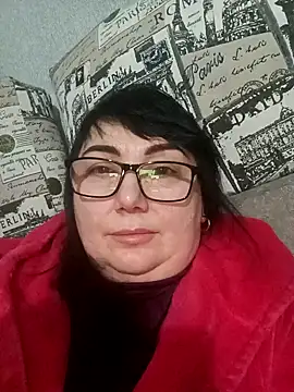 Snapshot of MariSwan222 chatting on 12/18/25, 05:19 MariSwan222 online show from 12/18/25, 05:19