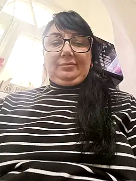 MariSwan222 online show from 04/01/26, 11:33