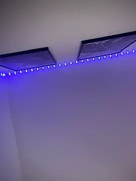 Melissaa00 online show from 04/27/26, 03:32