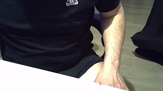 Zetros 15 online show from 03/18/26, 11:08