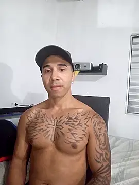 Snapshot of Felipe4848 chatting on 04/01/26, 01:06 Felipe4848 online show from 04/01/26, 01:06