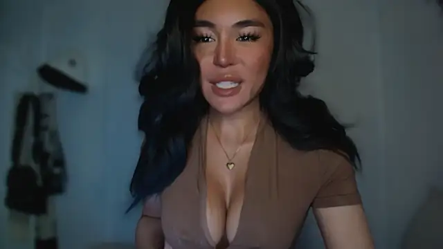 mxshemale ladyboy online show from 02/17/25, 03:25