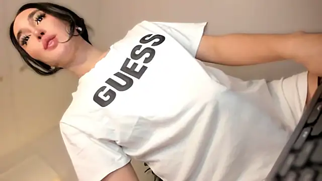 mxshemale ladyboy online show from 09/22/25, 06:32