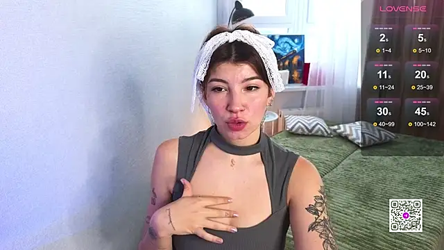 Snapshot of BlushKira chatting on 01/08/26, 07:10 BlushKira online show from 01/08/26, 07:10