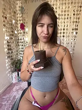 Yara-Lolii online show from 02/13/26, 12:56