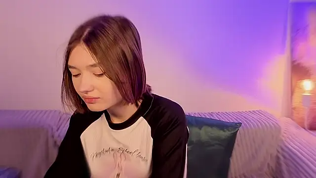 Leyla crsh online show from 02/10/26, 05:11