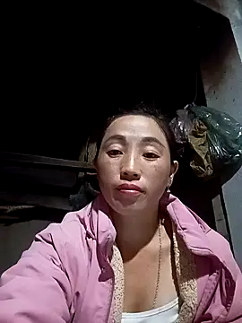 Snapshot of seacyre chatting on 12/16/25, 01:49 seacyre online show from 12/16/25, 01:49