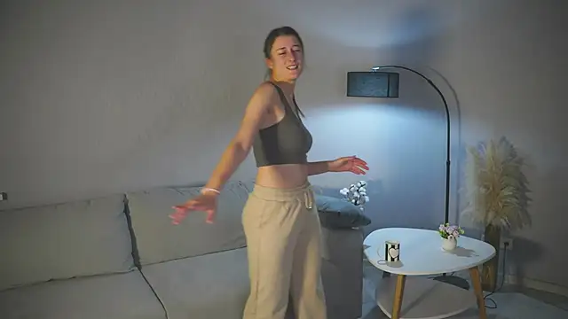 Snapshot of MarloAltig chatting on 12/19/25, 02:29 MarloAltig online show from 12/19/25, 02:29