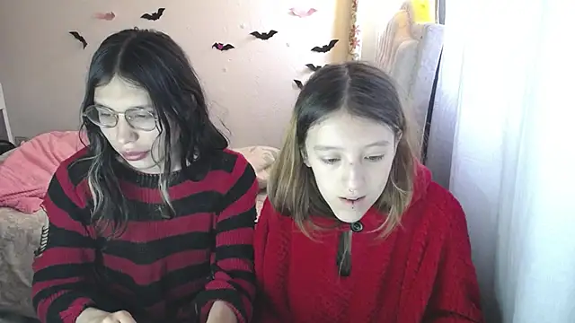 Briar y Blair online show from 01/14/26, 01:39