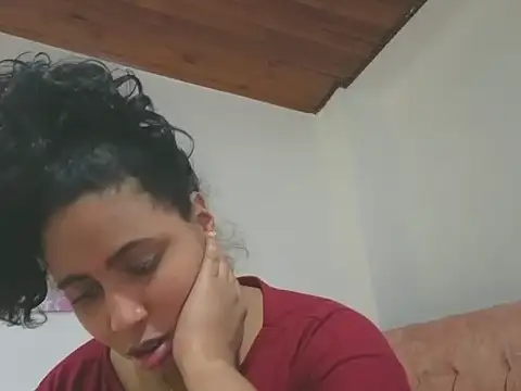 Snapshot of Valery__lovex chatting on 01/05/26, 10:57 Valery lovex online show from 01/05/26, 10:57