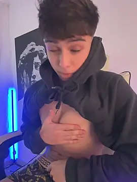 lian fooxx online show from 04/01/26, 04:13