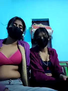 Snapshot of Aaradhya-Rani chatting on 12/21/25, 08:05 Aaradhya-Rani online show from 12/21/25, 08:05