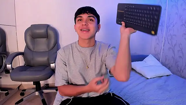  TaylorBlack online show from 02/19/26, 11:39